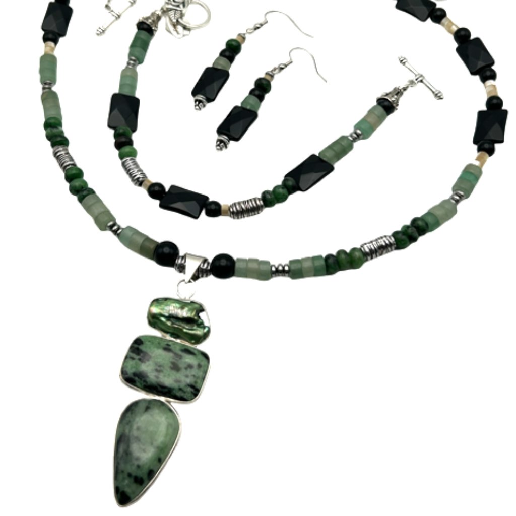 Ruby Zosite, Biwi Pearl Pendant - Green Aventurine, Green Jasper & Onyx